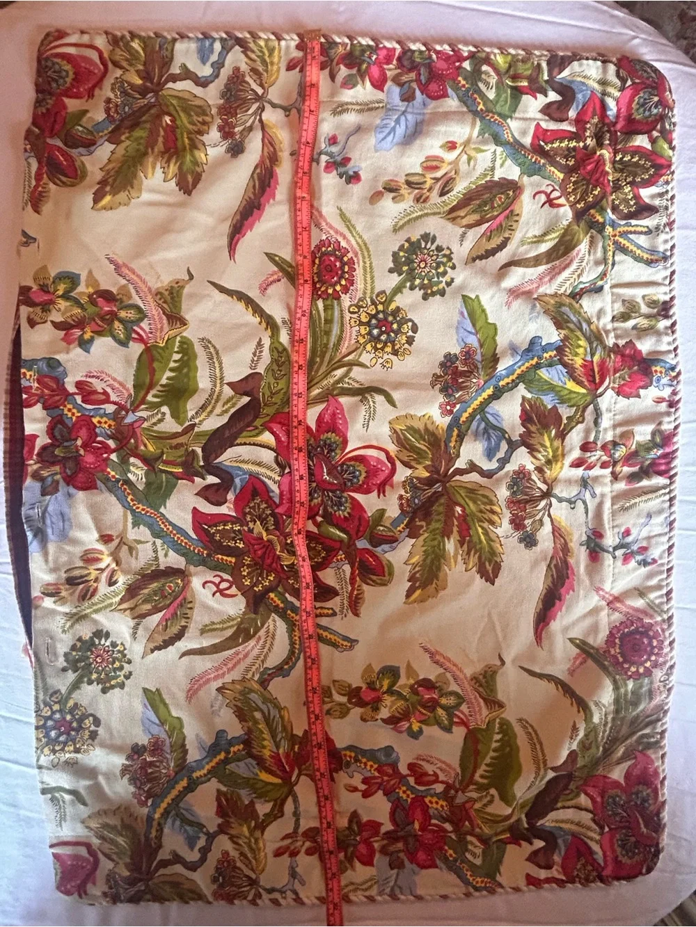 Hyde Park Floral 4-Button Pillow Shams Set of 2 | Traditional Cottage Decor